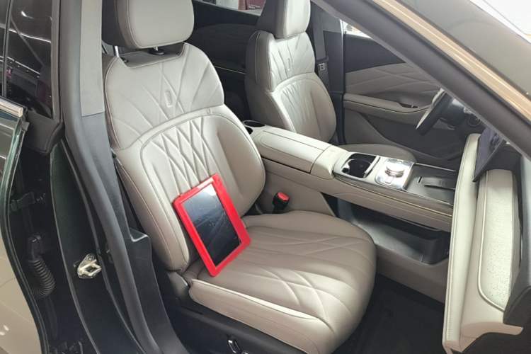 Used Geely Galaxy 8 2025 130km EM-P Starship Edition Right Front Seat