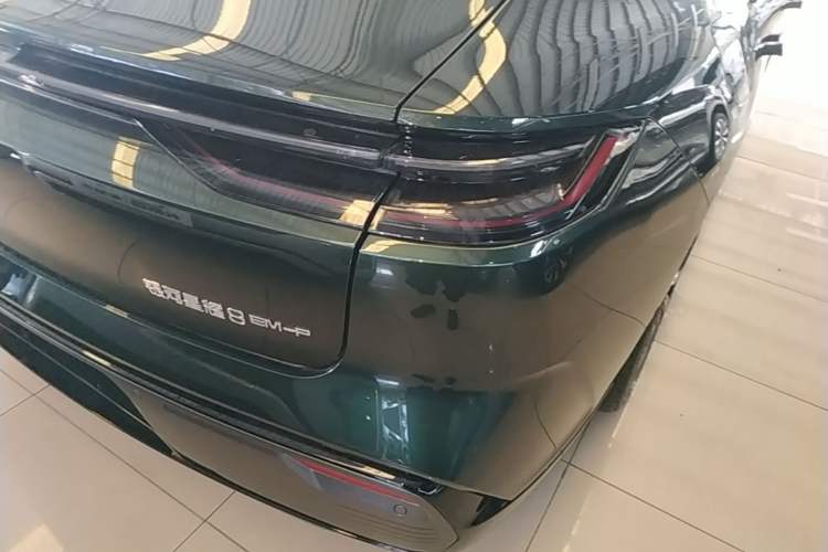 Used Geely Galaxy 8 2025 130km EM-P Starship Edition Right Rear Taillight