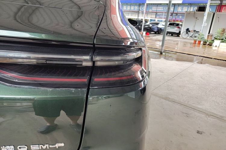Used Geely Galaxy 8 2025 130km EM-P Starship Edition Right Rear Taillight