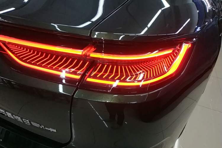 Used Geely Galaxy 8 2025 130km EM-P Starship Edition Right Rear Taillight