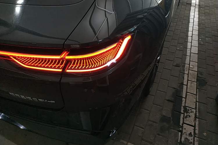 Used Geely Galaxy 8 2025 130km EM-P Starship Edition Right Rear Taillight