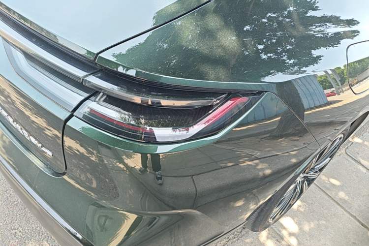 Used Geely Galaxy 8 2025 130km EM-P Starship Edition Right Rear Taillight