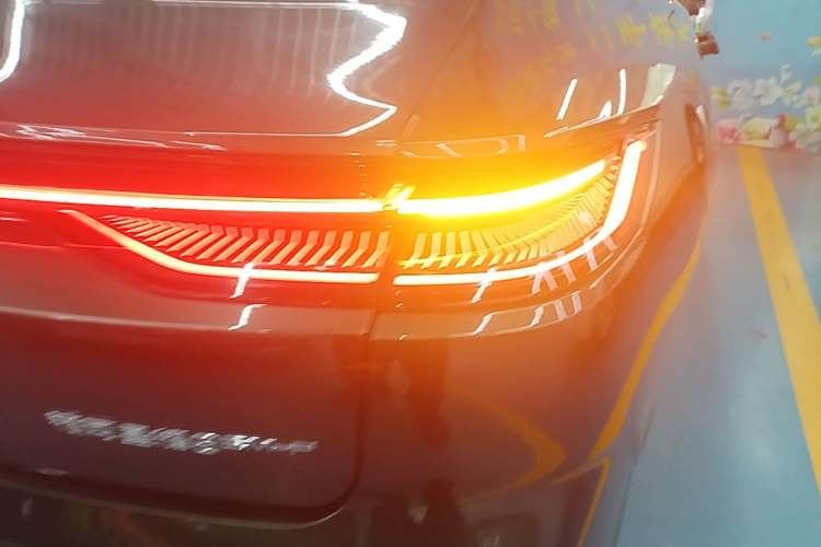 Used Geely Galaxy 8 2025 130km EM-P Starship Edition Right Rear Taillight