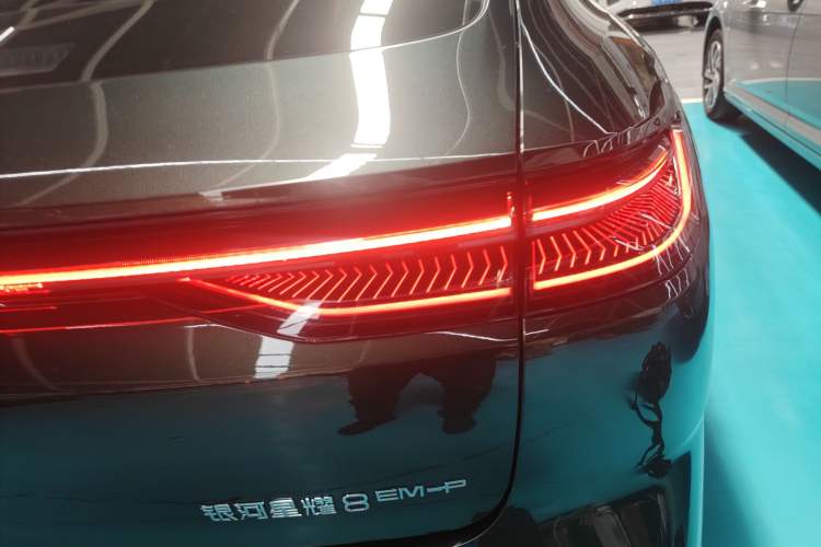 Used Geely Galaxy 8 2025 130km EM-P Starship Edition Right Rear Taillight