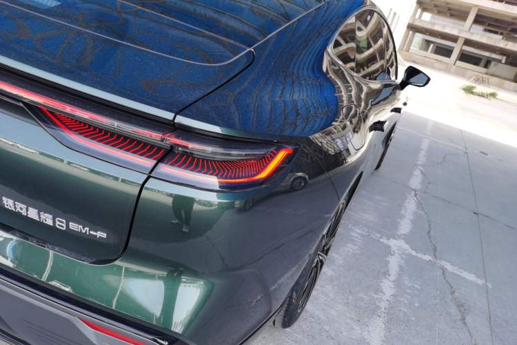 Used Geely Galaxy 8 2025 130km EM-P Starship Edition Right Rear Taillight