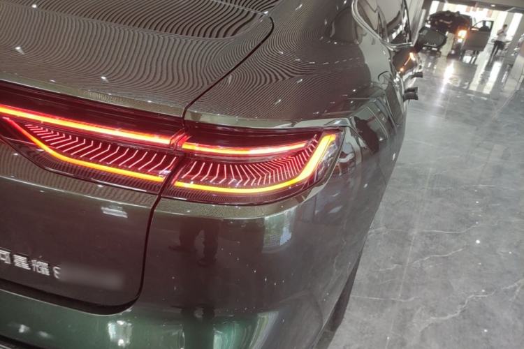 Used Geely Galaxy 8 2025 130km EM-P Starship Edition Right Rear Taillight