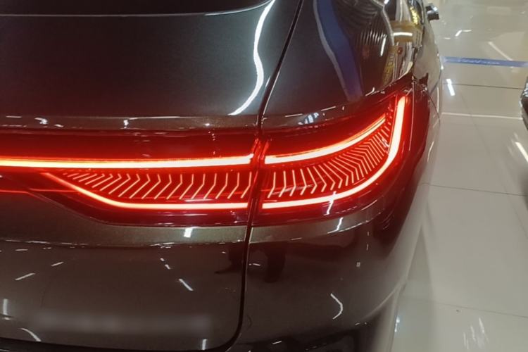 Used Geely Galaxy 8 2025 130km EM-P Starship Edition Right Rear Taillight