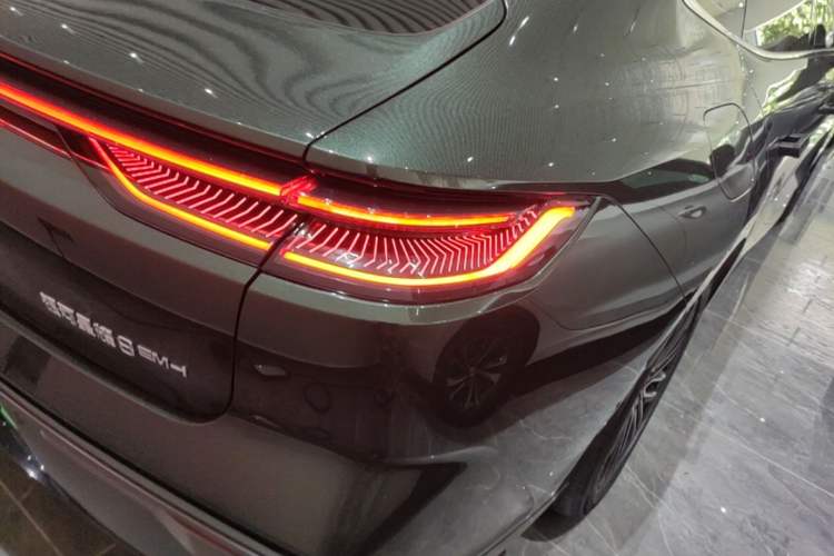 Used Geely Galaxy 8 2025 130km EM-i Deluxe Edition Right Rear Taillight