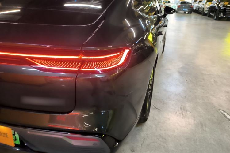 Used Geely Galaxy 8 2025 130km EM-i Deluxe Edition Right Rear Taillight