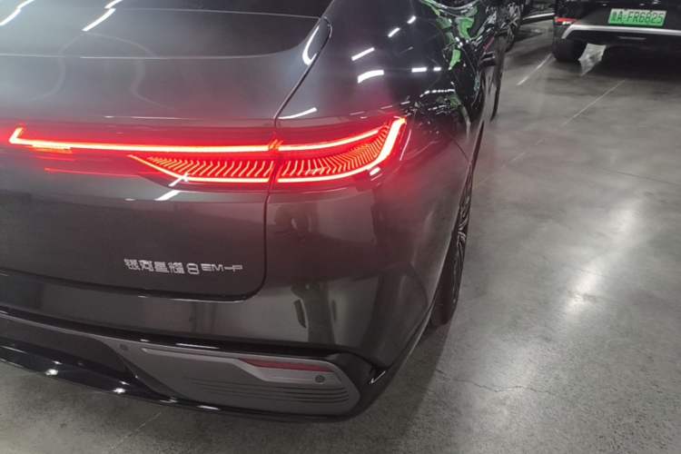 Used Geely Galaxy 8 2025 130km EM-P Starship Edition Right Rear Taillight