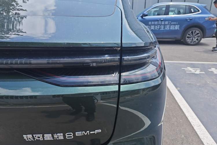 Used Geely Galaxy 8 2025 130km EM-P Starship Edition Right Rear Taillight