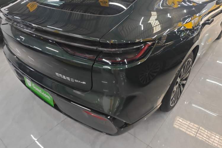 Used Geely Galaxy 8 2025 130km EM-P Starship Edition Right Rear Taillight