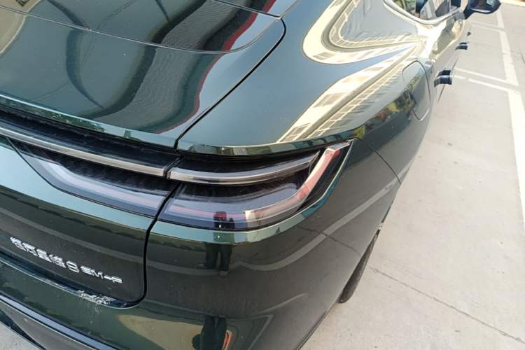 Used Geely Galaxy 8 2025 130km EM-P Starship Edition Right Rear Taillight
