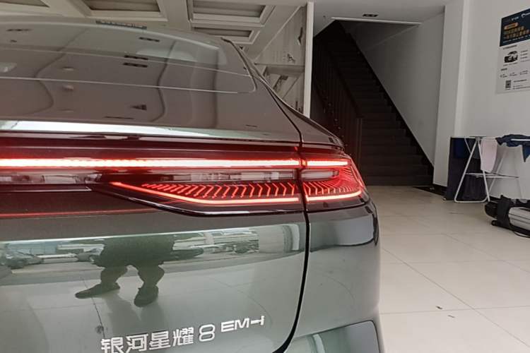 Used Geely Galaxy 8 2025 130km EM-i Prestige Edition Right Rear Taillight