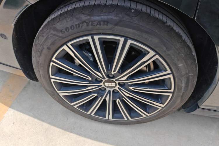 Used Geely Galaxy 8 2025 130km EM-P Starship Edition Right Rear Wheel Hub