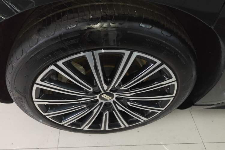 Used Geely Galaxy 8 2025 130km EM-P Starship Edition Right Rear Wheel Hub