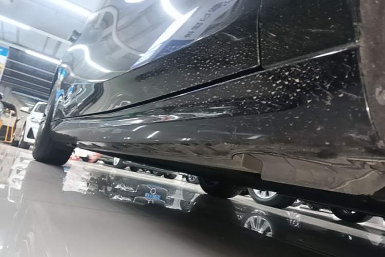 Used Geely Galaxy 8 2025 130km EM-P Starship Edition Right Side Sill