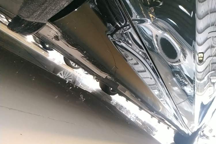 Used Geely Galaxy 8 2025 130km EM-P Starship Edition Right Side Sill