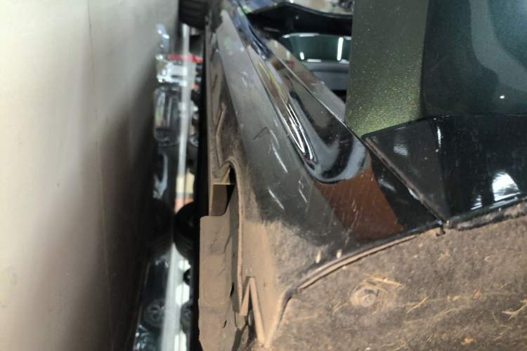Used Geely Galaxy 8 2025 130km EM-P Starship Edition Right Side Sill