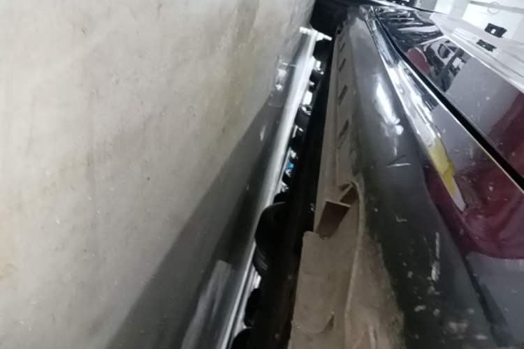 Used Geely Galaxy 8 2025 130km EM-P Starship Edition Right Side Sill