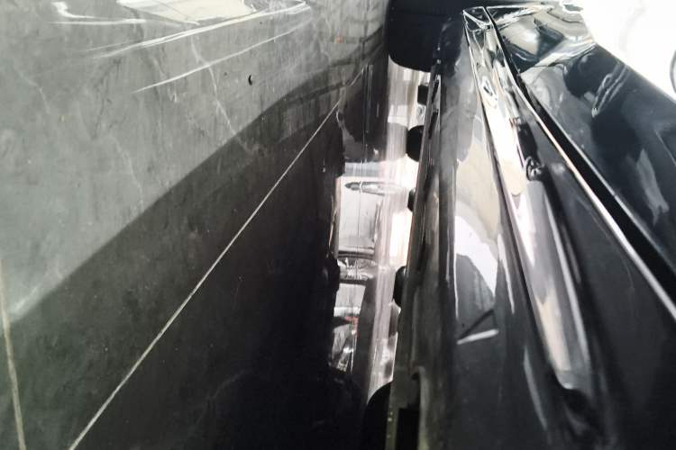 Used Geely Galaxy 8 2025 130km EM-P Starship Edition Right Side Sill