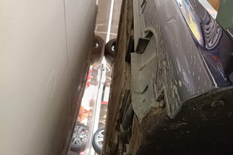 Used Geely Galaxy 8 2025 130km EM-i Flagship Edition Right Side Sill