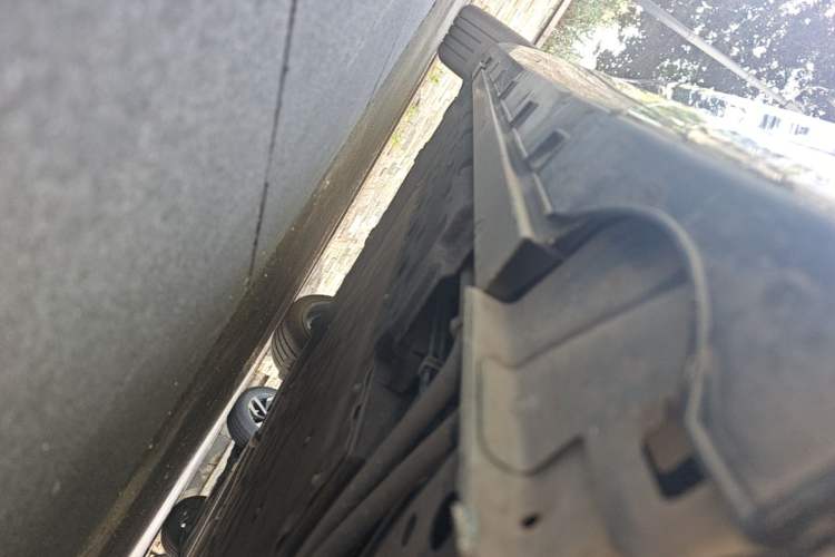 Used Geely Galaxy 8 2025 130km EM-P Starship Edition Right Side Sill