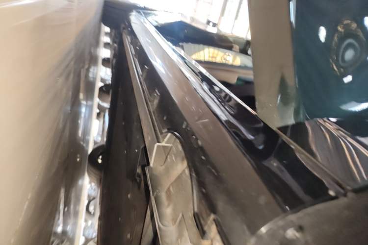 Used Geely Galaxy 8 2025 130km EM-P Starship Edition Right Side Sill