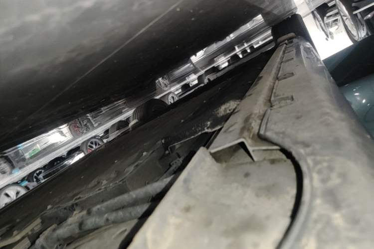Used Geely Galaxy 8 2025 130km EM-i Deluxe Edition Right Side Sill