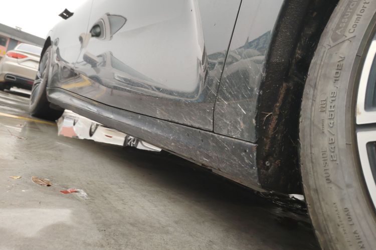 Used Geely Galaxy 8 2025 130km EM-P Starship Edition Right Side Sill