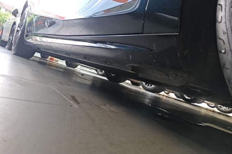 Used Geely Galaxy 8 2025 130km EM-P Starship Edition Right Side Sill