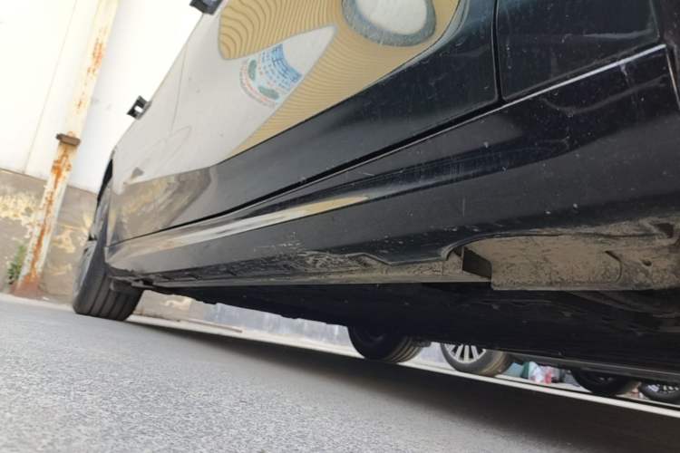 Used Geely Galaxy 8 2025 130km EM-P Starship Edition Right Side Sill