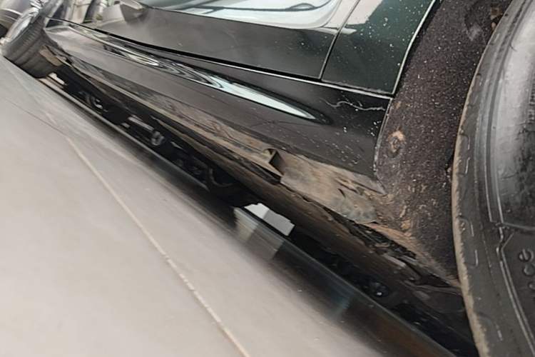 Used Geely Galaxy 8 2025 130km EM-P Starship Edition Right Side Sill