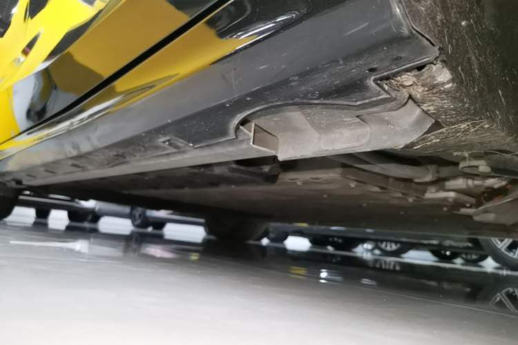 Used Geely Galaxy 8 2025 130km EM-P Starship Edition Right Side Sill