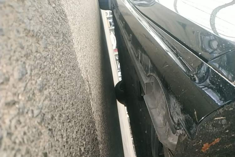 Used Geely Galaxy 8 2025 130km EM-P Starship Edition Right Side Sill