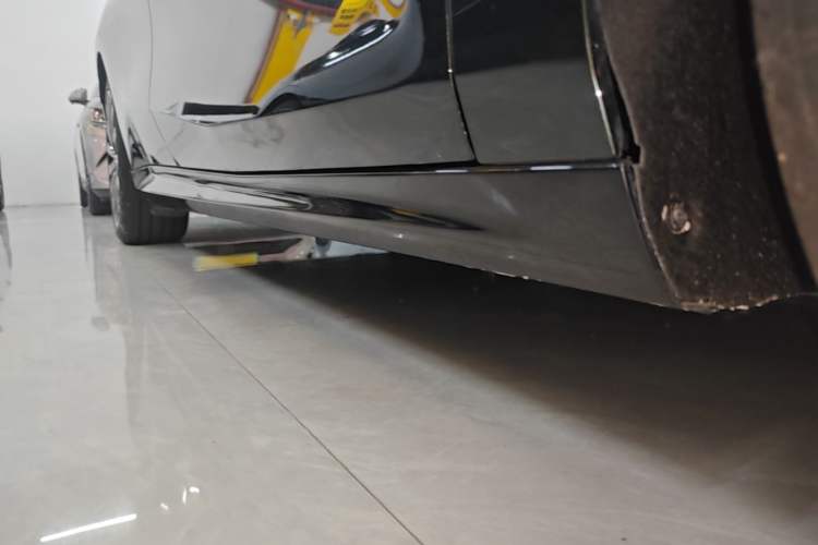Used Geely Galaxy 8 2025 130km EM-P Starship Edition Right Side Sill