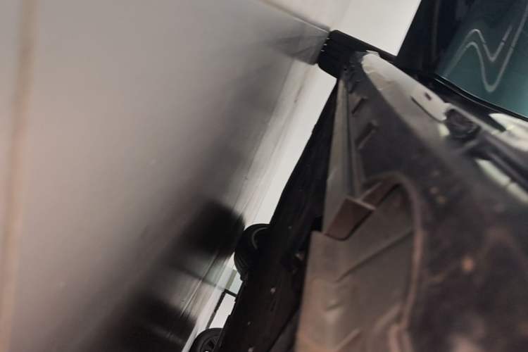 Used Geely Galaxy 8 2025 130km EM-i Flagship Edition Right Side Sill