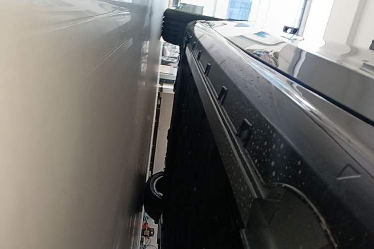 Used Geely Galaxy 8 2025 130km EM-i Prestige Edition Right Side Sill