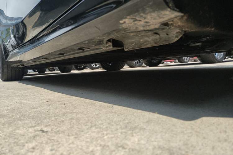 Used Geely Galaxy 8 2025 130km EM-P Starship Edition Right Side Sill