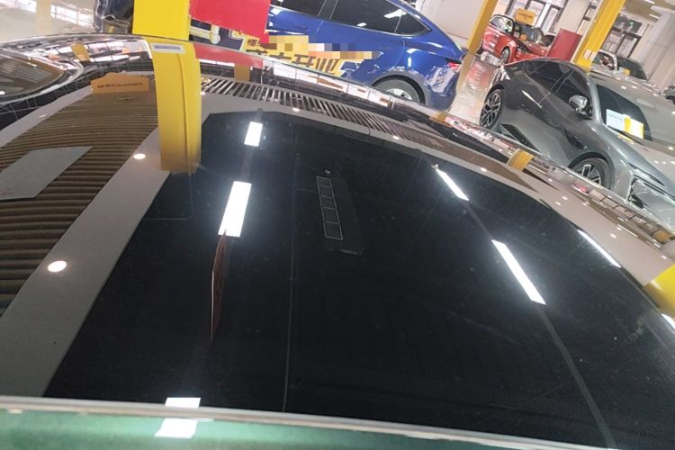 Used Geely Galaxy 8 2025 130km EM-P Starship Edition Roof