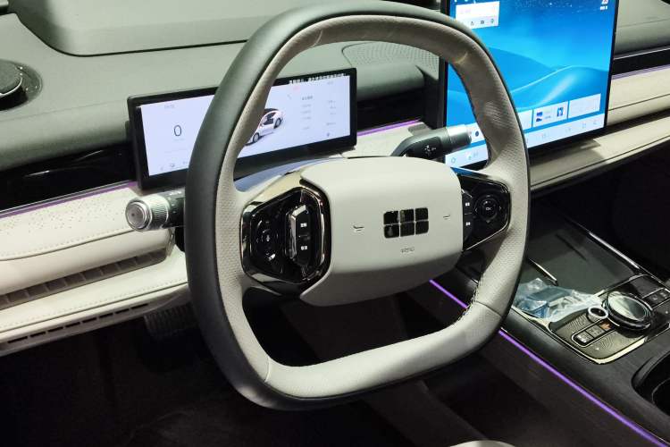 Used Geely Galaxy 8 2025 130km EM-P Starship Edition Steering Wheel