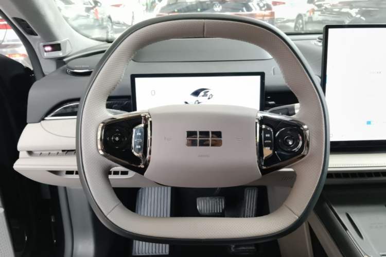 Used Geely Galaxy 8 2025 130km EM-P Starship Edition Steering Wheel