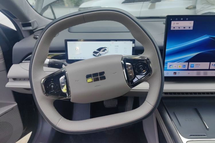 Used Geely Galaxy 8 2025 130km EM-P Starship Edition Steering Wheel