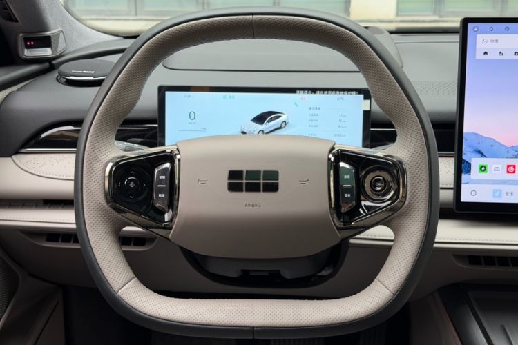 Used Geely Galaxy 8 2025 130km EM-P Starship Edition Steering Wheel
