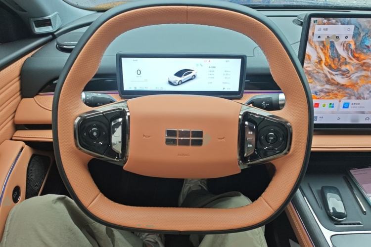 Used Geely Galaxy 8 2025 130km EM-i Prestige Edition Steering Wheel