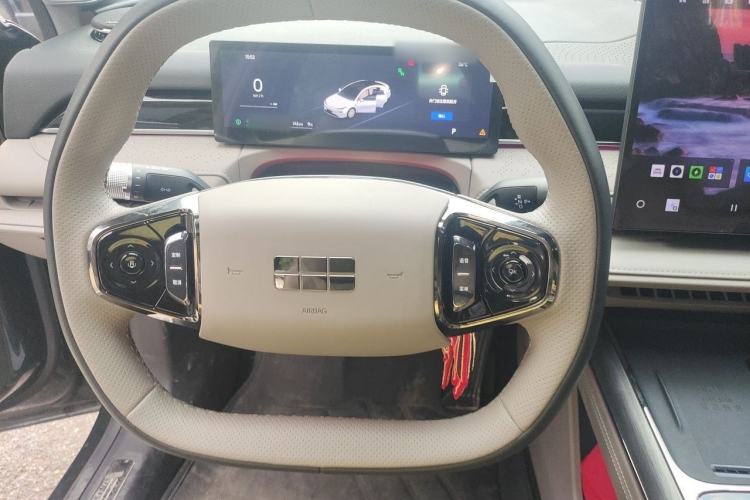 Used Geely Galaxy 8 2025 130km EM-i Prestige Edition Steering Wheel