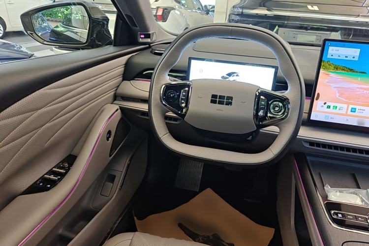Used Geely Galaxy 8 2025 130km EM-P Starship Edition Steering Wheel