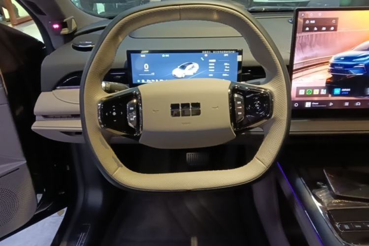 Used Geely Galaxy 8 2025 130km EM-P Starship Edition Steering Wheel