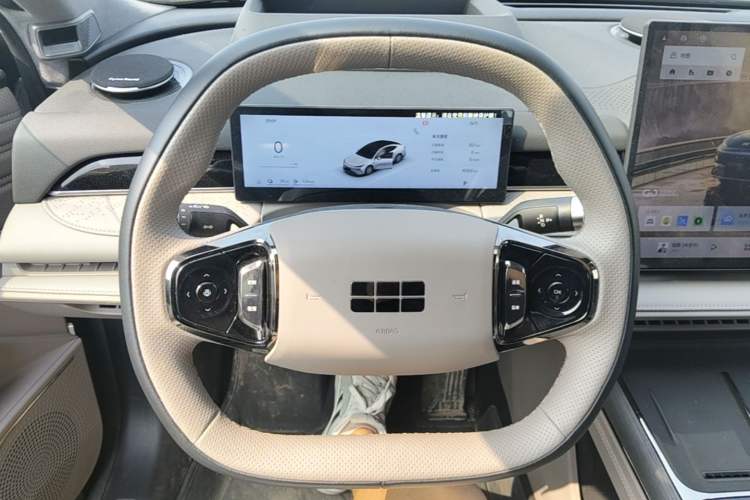 Used Geely Galaxy 8 2025 130km EM-P Starship Edition Steering Wheel