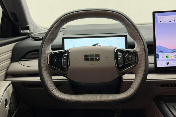 Used Geely Galaxy 8 2025 130km EM-P Starship Edition Steering Wheel